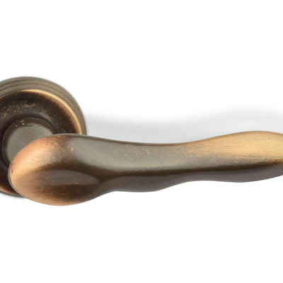 GIARA-ART-DESIGN-BRONZE_MOSSA_GnvKMTR9QW.jpeg